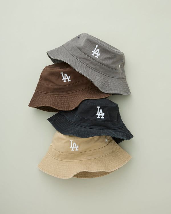 ハットモデルの定番、バケットハットコレクション