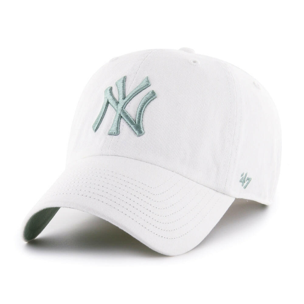 【未使用】フォクシーニューヨーク FOXEY NEW YORK キャップ　白 未使用】フォクシーニューヨーク FOXEY NEW YORK キャップ 白