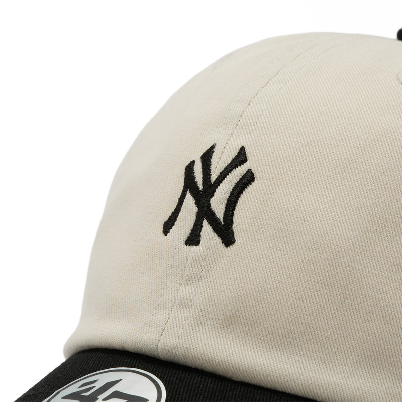 ’47 クリーンナップ ニューヨーク・ヤンキース 2-Tone Base Runner ナチュラル × ブラック  | ’47 フォーティーセブン公式オンラインストア