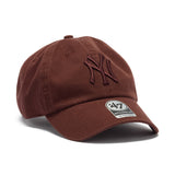’47 クリーンナップ ニューヨーク・ヤンキース MLB Tonal Color カカオ フォーティーセブン公式ストア限定  | ’47 フォーティーセブン公式オンラインストア