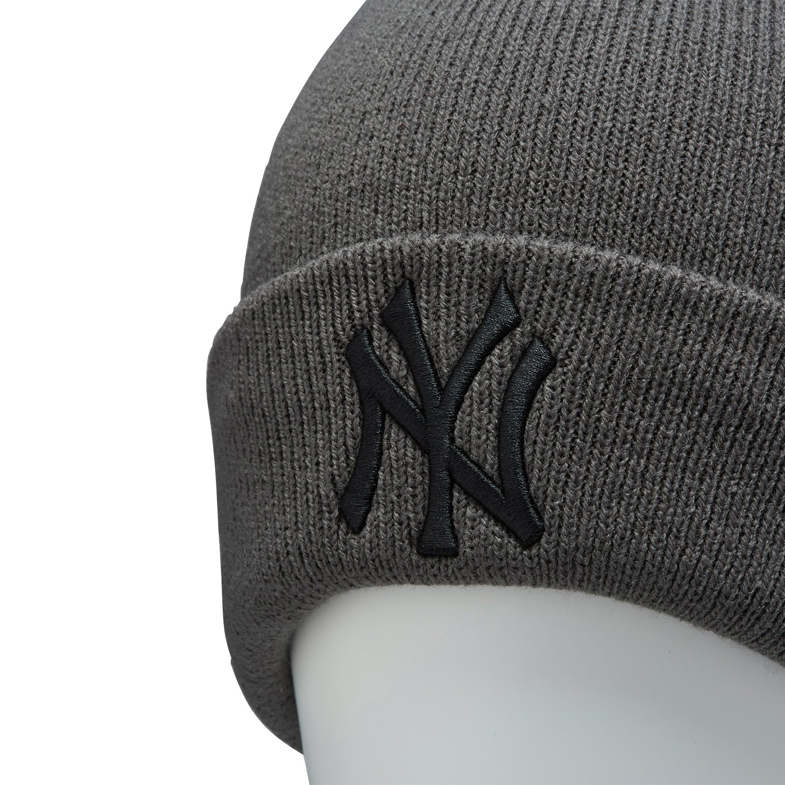 47 カフニット ニューヨーク・ヤンキース Raised Logo チャコール