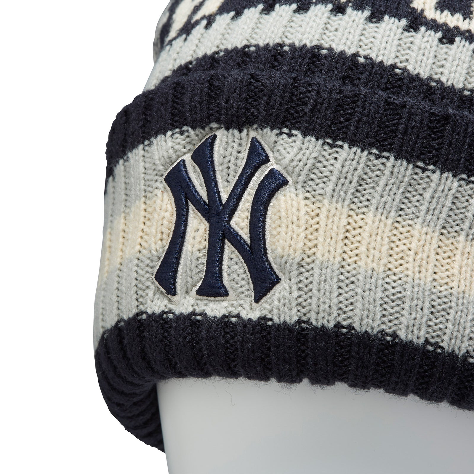 47 カフニット ポンポン ニューヨーク・ヤンキース Bering ネイビー